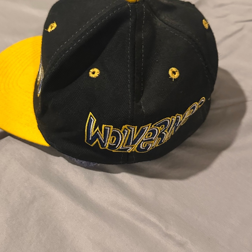 💚 Retro Michigan Wolverines Cap - Picture 3 of 3